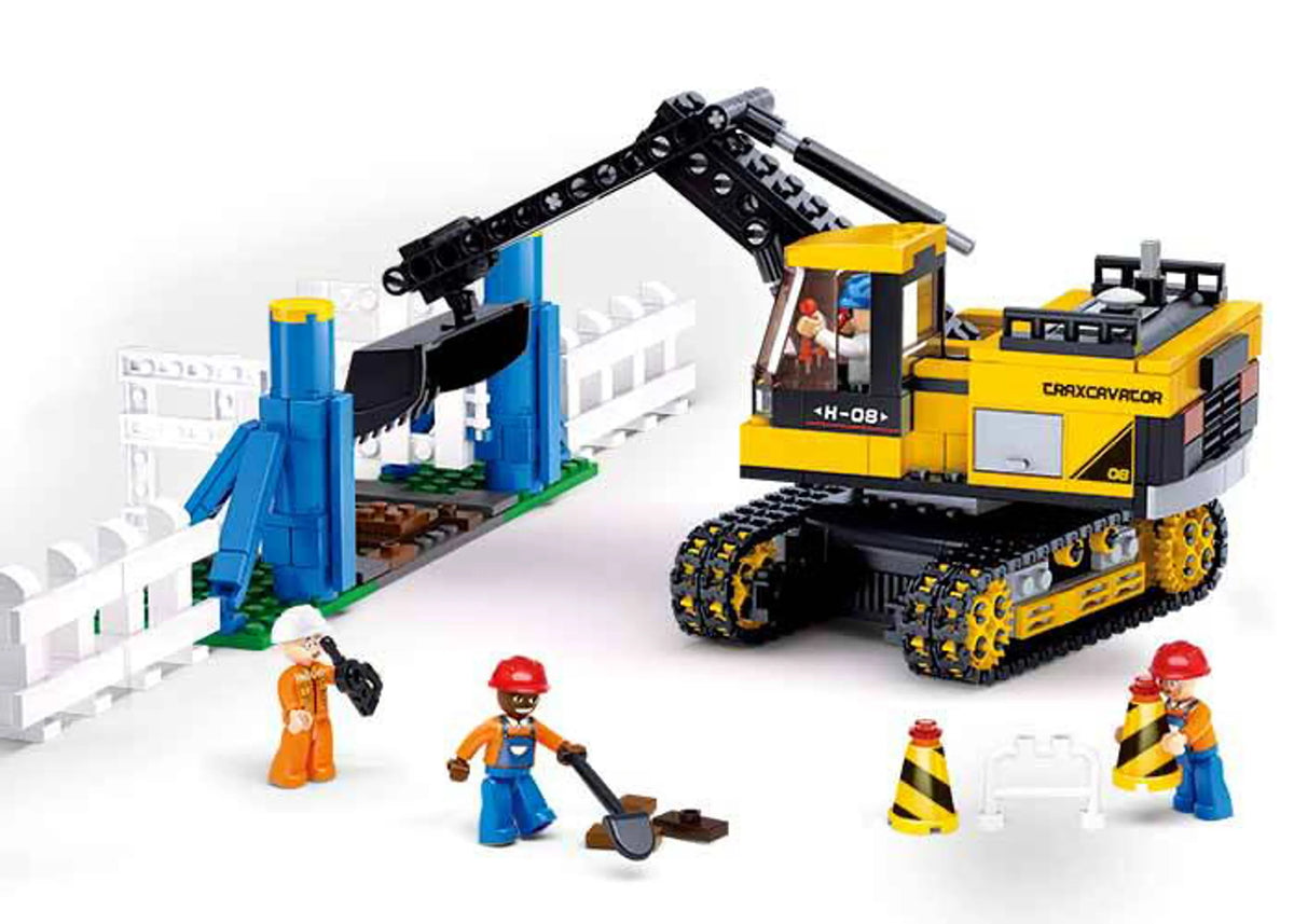 Construction Traxcavator Building Brick Kit (614 pcs)